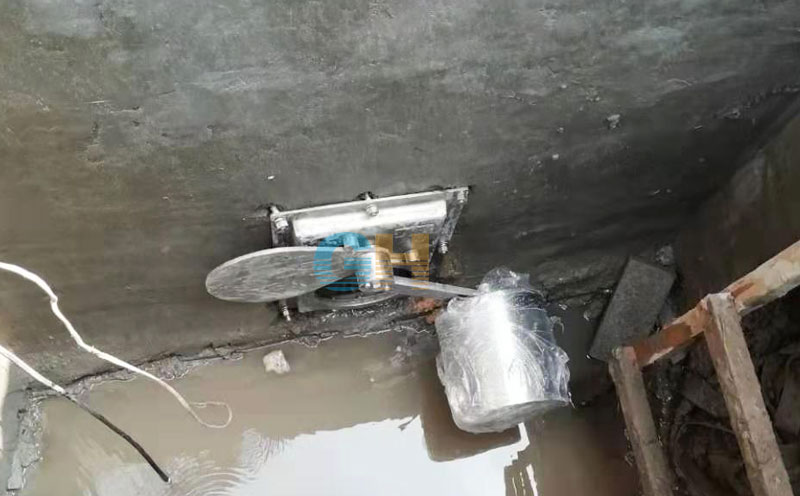 ���۷��x�O��--��Ͳ�y�F�����b�DƬ